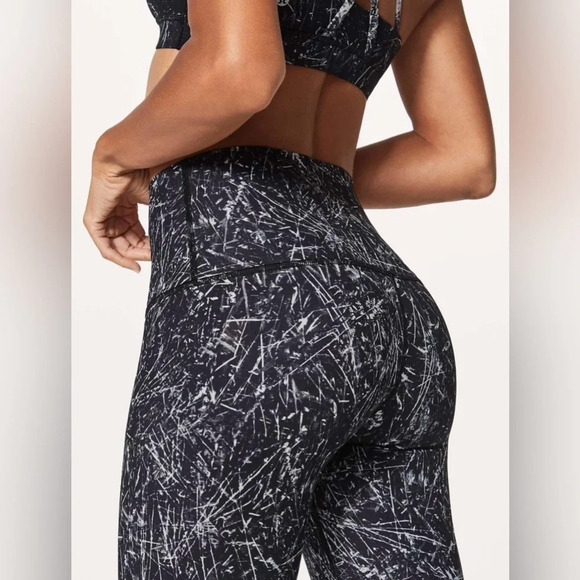 Lululemon Wunder Under Hi-Rise Tight Alouette Alpine White Black  Size 4 - Picture 4 of 10